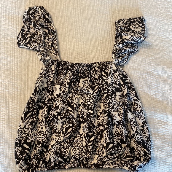 Society Amuse off the shoulder black and white shirt. Size S. Great condition. - Picture 2 of 2